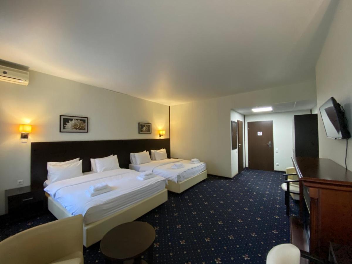 Irishotels Kiev Esterno foto