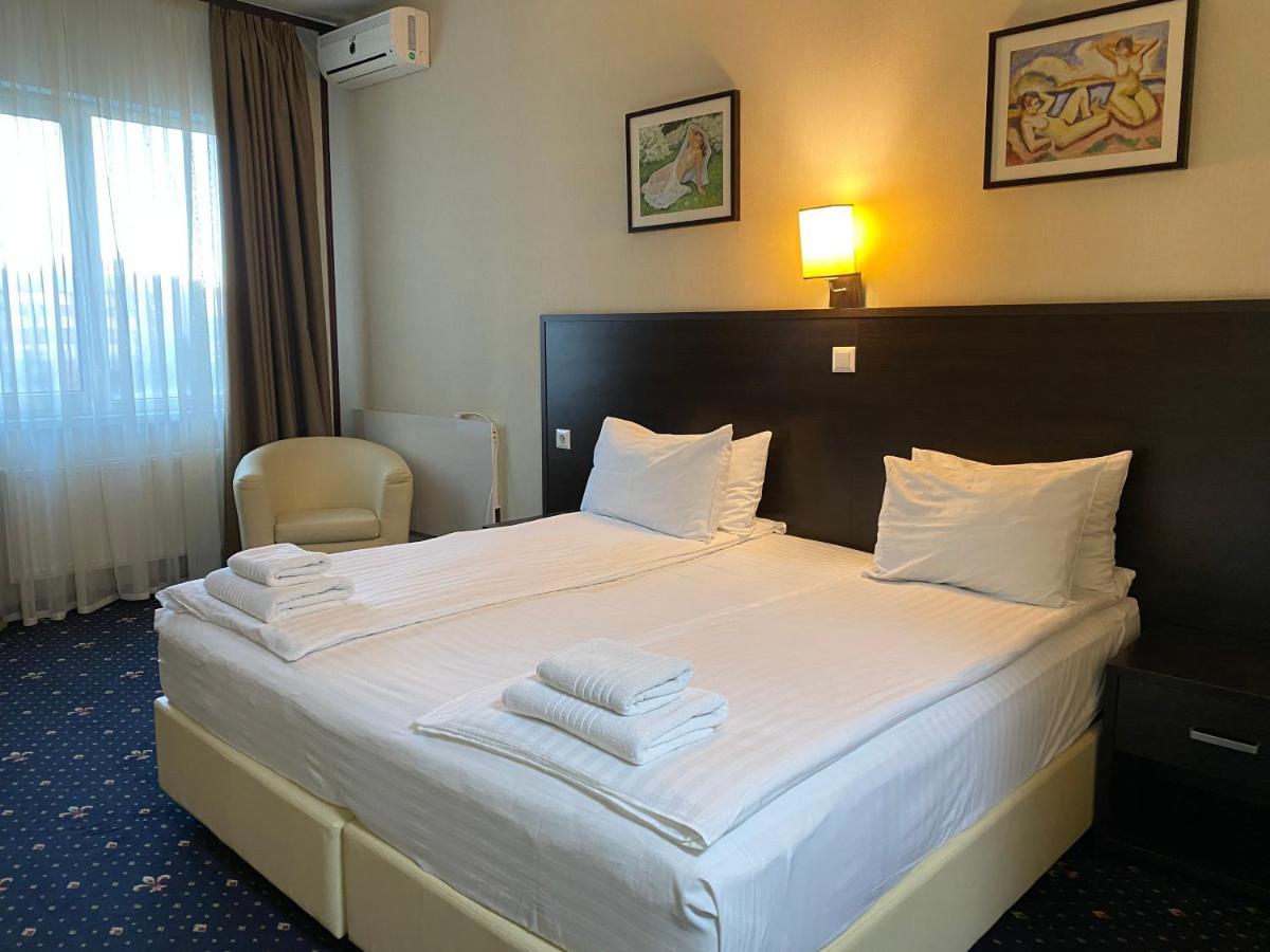 Irishotels Kiev Esterno foto